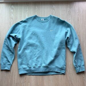 Nike Solo Swoosh Light Turquoise Crewneck